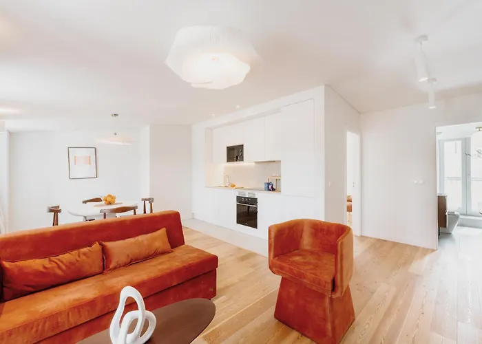 Mary Orange - No 236 2E - Stylish One-Bedroom Escape